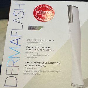 BRAND NEW SEALED DERMAFLASH 2.0 LUXE IN WHITE